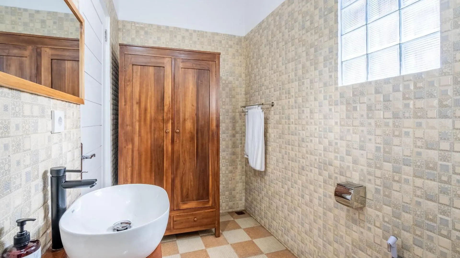 Appartement Rumah Kodel3 By Ibali Management Seminyak